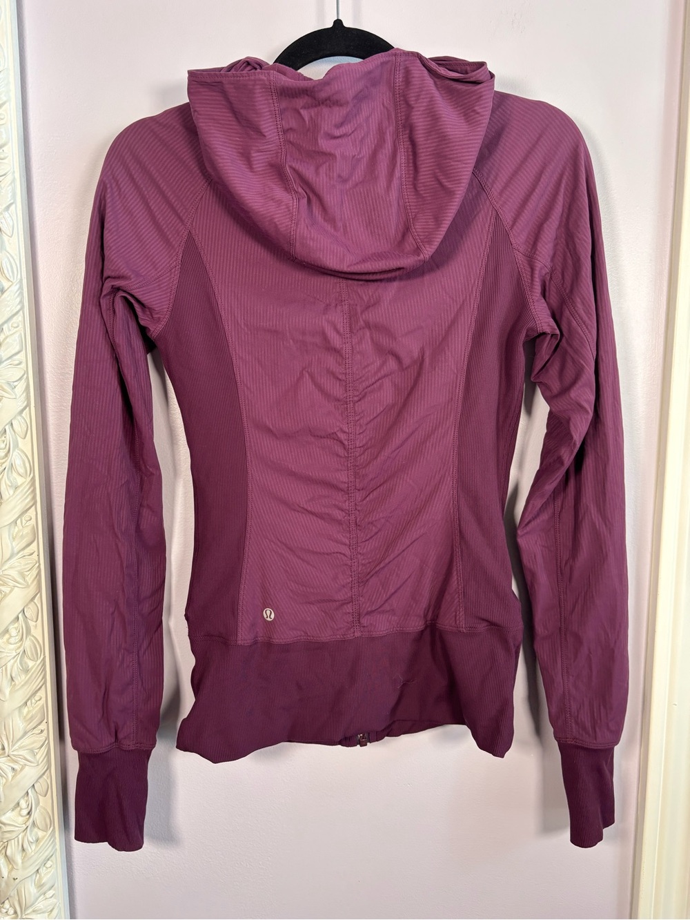 lululemon athletica In Flux Reversible Plum Full-Zip Hooded Bomber Jacket Size 6 - Picture 4 of 6